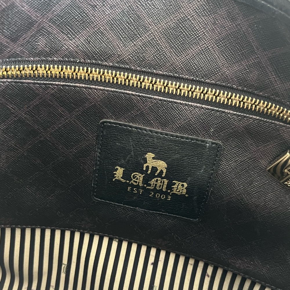 LAMB L.A.M.B large SHOULDER BAG Gwen Stefani sheep logo AUTHENTIC w/ dustbag - Picture 7 of 17
